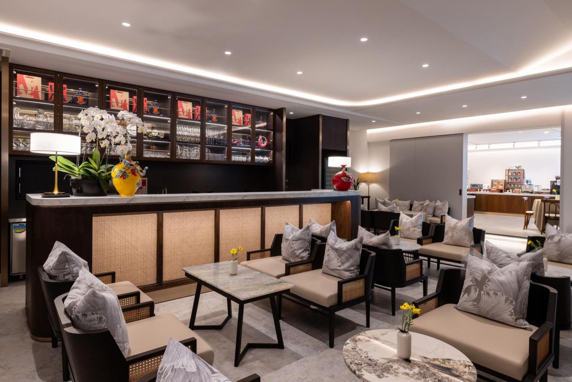 Hotel Voyage Kaohsiung By Cosmos Oasis Extérieur photo